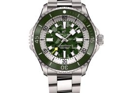 Breitling Superocean 46 E10379D31L1E1 (2024) - Groen wijzerplaat 46mm Titanium