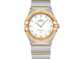 Omega Constellation Quartz 131.20.28.60.05.001 (2026) - Parelmoer wijzerplaat 28mm Staal