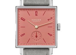 NOMOS Tetra 494 -