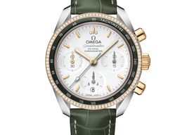 Omega Speedmaster 324.28.38.50.02.001 (2025) - Silver dial 38 mm Steel case