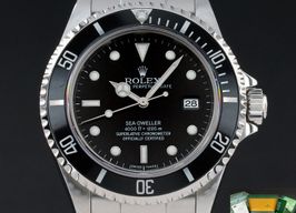 Rolex Sea-Dweller 4000 16600 (2003) - Black dial 40 mm Steel case