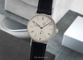 NOMOS Tangente Gangreserve 131 -
