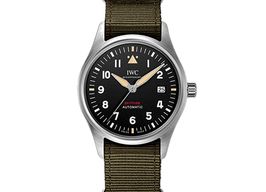 IWC Pilot IW326801 (2026) - 39mm Staal