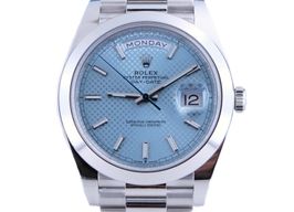 Rolex Day-Date 40 228206 (2023) - Blue dial 40 mm Platinum case
