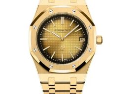 Audemars Piguet Royal Oak Jumbo 16202BA.OO.1240BA.01 (2024) - Champagne dial 39 mm Yellow Gold case