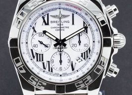 Breitling Chronomat 44 AB0110 (2010) - Wit wijzerplaat 44mm Staal