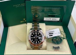 Rolex GMT-Master II 126711CHNR (2022) - Zwart wijzerplaat 40mm Goud/Staal