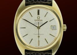 Omega Constellation 168.027 (1968) - White dial 35 mm Gold/Steel case