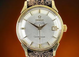 Omega Constellation 168.005 (1966) - White dial 34 mm Gold/Steel case