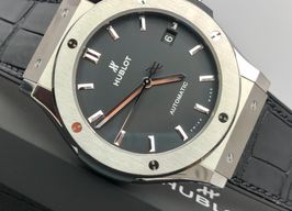 Hublot Classic Fusion 511.NX.1171.LR (2023) - Zwart wijzerplaat 45mm Titanium