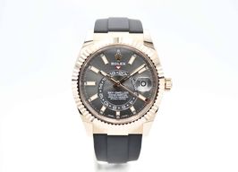 Rolex Sky-Dweller 326235 -