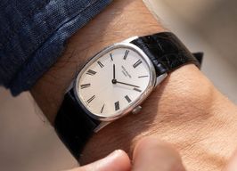 Patek Philippe Golden Ellipse 5738/1R-001 (1970) - Black dial 35 mm Rose Gold case