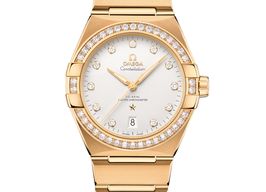 Omega Constellation 131.55.39.20.52.002 (2025) - Silver dial 39 mm Yellow Gold case