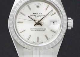 Rolex Oyster Perpetual Lady Date 79240 (2003) - Zilver wijzerplaat 26mm Staal