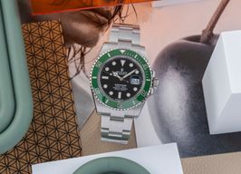 Rolex Submariner Date 126610LV (Onbekend (willekeurig serienummer)) - Zwart wijzerplaat 41mm Staal