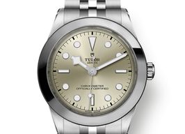 Tudor Black Bay 79660-0003 (2024) - Champagne wijzerplaat 39mm Staal