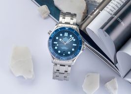 Omega Seamaster Diver 300 M 210.30.42.20.03.003 (Onbekend (willekeurig serienummer)) - Blauw wijzerplaat 42mm Staal