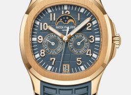 Patek Philippe Aquanaut 5261R-001 (2024) - Blue dial 40 mm Rose Gold case