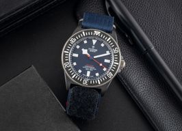 Tudor Pelagos 25707KN (Unknown (random serial)) - Blue dial 42 mm Carbon case