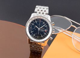 Breitling Navitimer World A24322 -