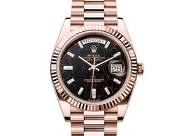 Rolex Day-Date 40 228235-0045 (2024) - Black dial 40 mm Rose Gold case