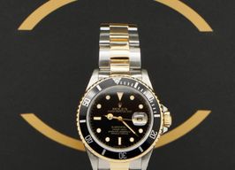 Rolex Submariner Date 16613 (1995) - Black dial 40 mm Gold/Steel case