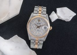 Tudor Prince Date 74033 (Unknown (random serial)) - 34 mm Gold/Steel case