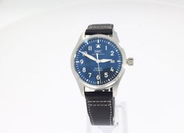 IWC Pilot Mark IW328203 (2025) - Blauw wijzerplaat 40mm Staal