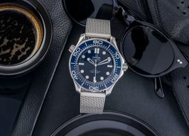 Omega Seamaster Diver 300 M 210.30.42.20.03.002 (Onbekend (willekeurig serienummer)) - Blauw wijzerplaat 42mm Staal