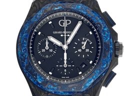 Girard-Perregaux Laureato 81060-36-694-FH6A (2022) - Black dial Carbon case