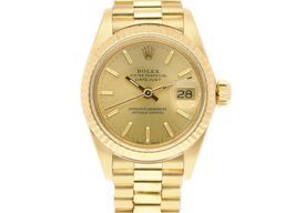 Rolex Lady-Datejust 6917 (1970) - Champagne dial 26 mm Yellow Gold case