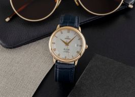 Omega De Ville Prestige 4617.31.02 (Onbekend (willekeurig serienummer)) - Zilver wijzerplaat 37mm Geelgoud