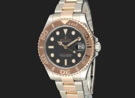 Rolex Yacht-Master 37 268621 (2021) - Black dial 37 mm Gold/Steel case