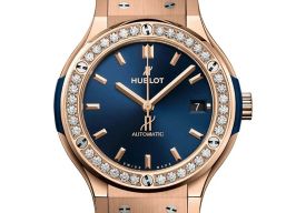 Hublot Classic Fusion Blue 565.OX.7180.RX.1204 (2023) - Blue dial 38 mm Rose Gold case