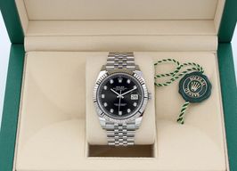 Rolex Datejust 41 126334 (Onbekend (willekeurig serienummer)) - Zwart wijzerplaat 41mm Staal