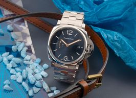 Panerai Luminor Due PAM01124 (Unknown (random serial)) - Blue dial 42 mm Steel case