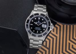 Rolex Submariner Date 16610 -