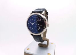 A. Lange & Söhne Little Lange 1 182.086 (2023) - Blauw wijzerplaat 37mm Witgoud