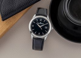 Jaeger-LeCoultre Master Control Date Q1548470 (Unknown (random serial)) - Black dial 39 mm Steel case