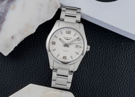 Longines Conquest Classic L2.785.4.76.6 (2020) - Silver dial 40 mm Steel case