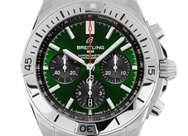 Breitling Chronomat 42 AB0134101L1A1 (2023) - Green dial 42 mm Steel case