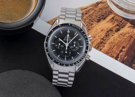Omega Speedmaster Professional Moonwatch BA 145.022 XI (1984) - Black dial 42 mm Steel case
