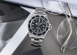 Rolex Sea-Dweller 4000 16600 -