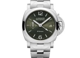 Panerai Luminor PAM01640 (2025) - Green dial 40 mm Steel case