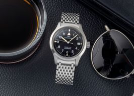 IWC Pilot Mark IW324102 (Onbekend (willekeurig serienummer)) - Zwart wijzerplaat 36mm Staal