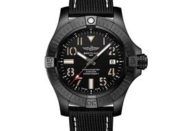 Breitling Avenger V17319101B1X1 -