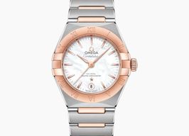 Omega Constellation 131.20.29.20.05.001 (2026) - Pearl dial 29 mm Gold/Steel case