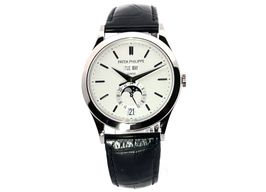 Patek Philippe Annual Calendar 5396G-011 (2020) - Silver dial 39 mm White Gold case