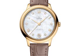 Omega De Ville 434.53.34.20.55.002 (2025) - White dial 34 mm Yellow Gold case