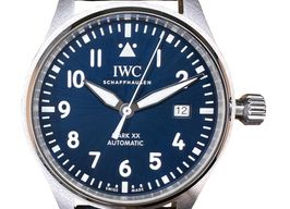 IWC Pilot Mark IW328203 (2024) - Blauw wijzerplaat 40mm Staal